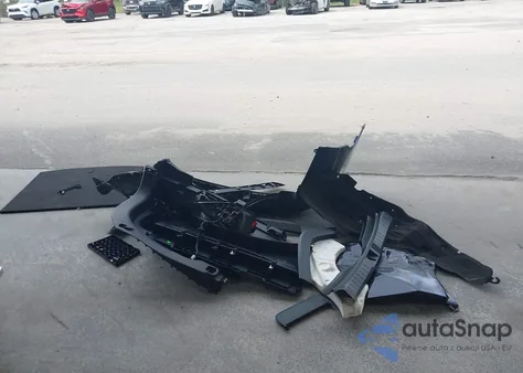 2021 Toyota Rav4 Xle Premium z USA, uszkodzony, nr VIN 2T3C1RFVXMW171339